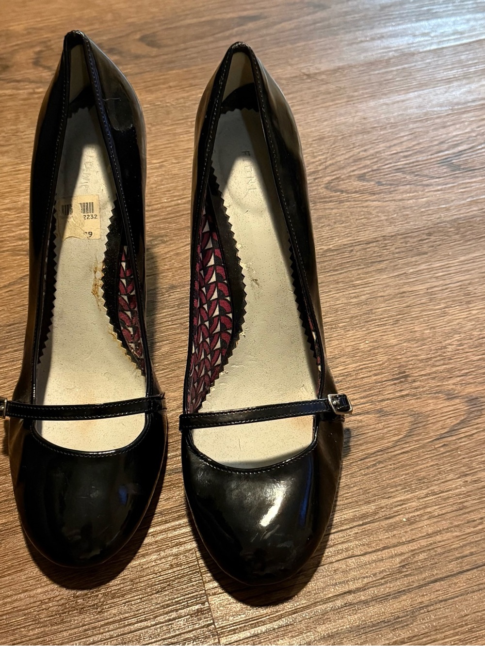 FIONI  Black Patent Mary Jane Heels with Strap